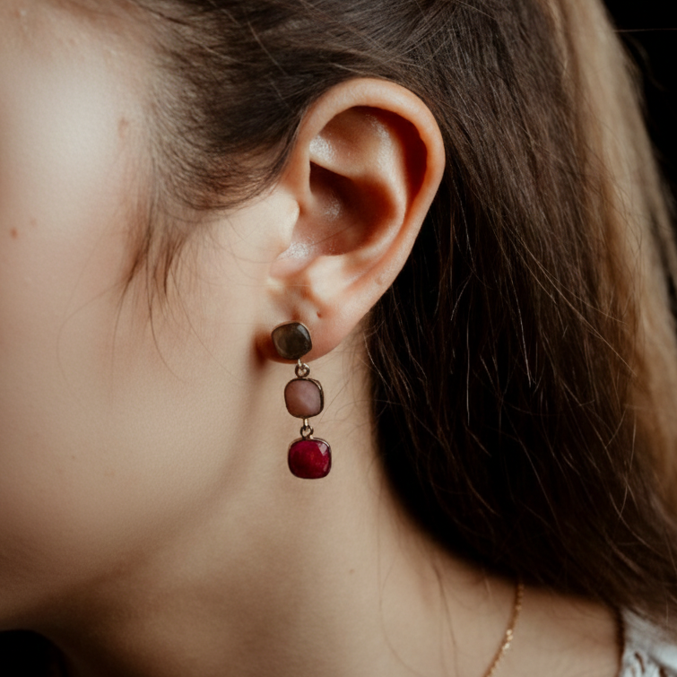 Coppia di orecchini 3 pietre