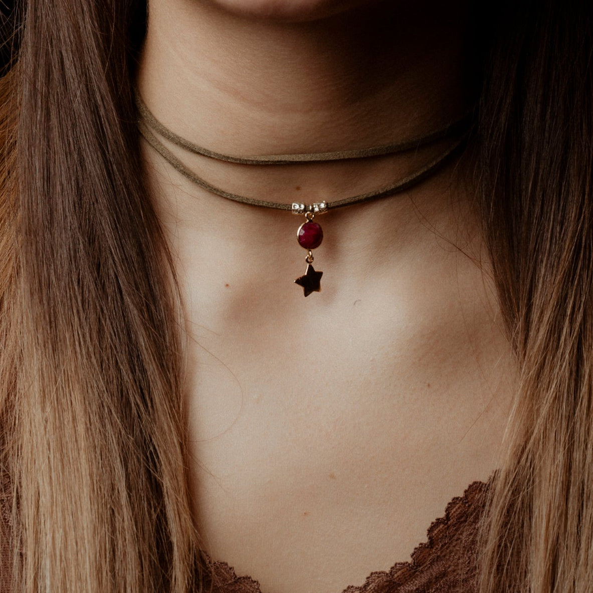 cordino verde fango, radice di rubino e stella