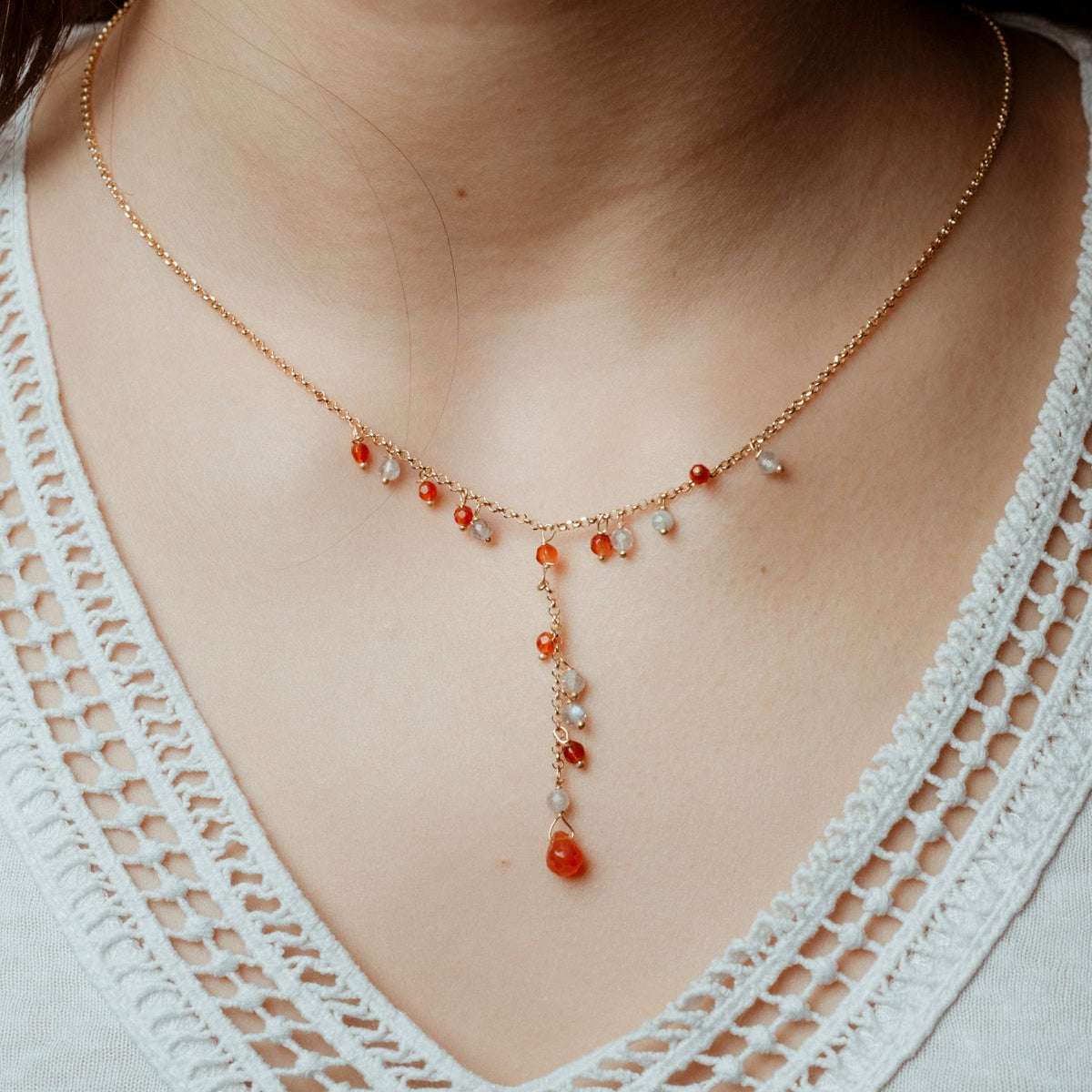 Collana girocollo con pendente